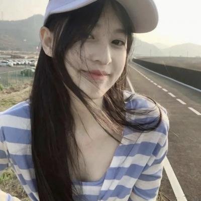 穿梭少女梦 封面