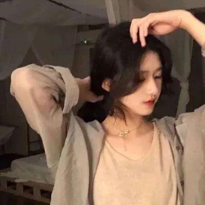 满月疑云 封面